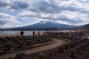 沃尔科特：阿森纳没有为赢得比赛做出足够的努力，曼城也没有